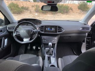 Peugeot 308 2015