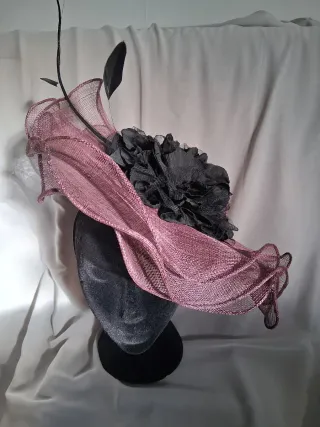 Tocado negro-burdeos fiesta, boda, evento