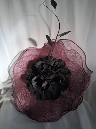 Tocado negro-burdeos fiesta, boda, evento