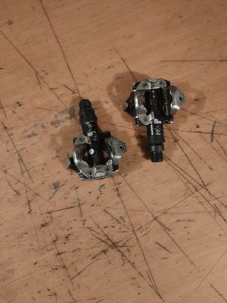 Pedales Shimano PD-M520 Automáticos