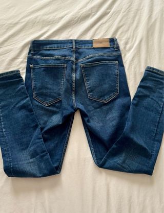 Pantalón vaquero mujer Zara azul