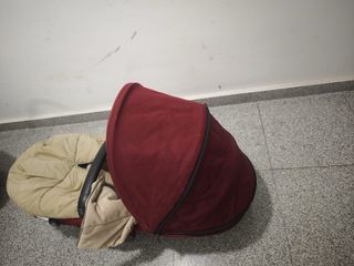 Carro de bebé con capazo y silla coche