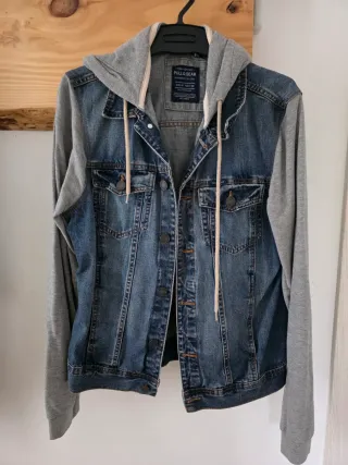 Chaqueta tejana con capucha Pull&Bear Talla M