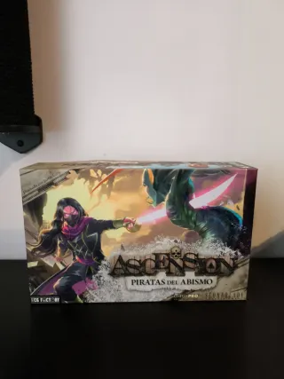 Ascension: Piratas del Abismo Juego de Mesa