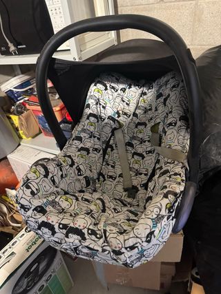 Silla de coche para bebé con funda divertida