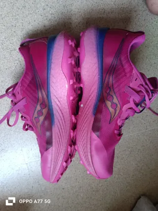 Saucony Endorphin Edge Mujer