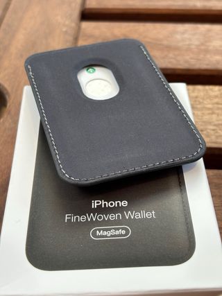 Wallet MagSafe in tessuto FineWoven - Nuovo Nero