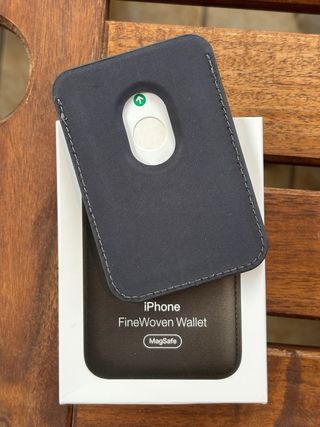 Wallet MagSafe in tessuto FineWoven - Nuovo Nero