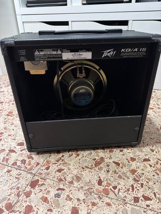 Amplificador Peavey KB/A 15 Teclado/Acústico