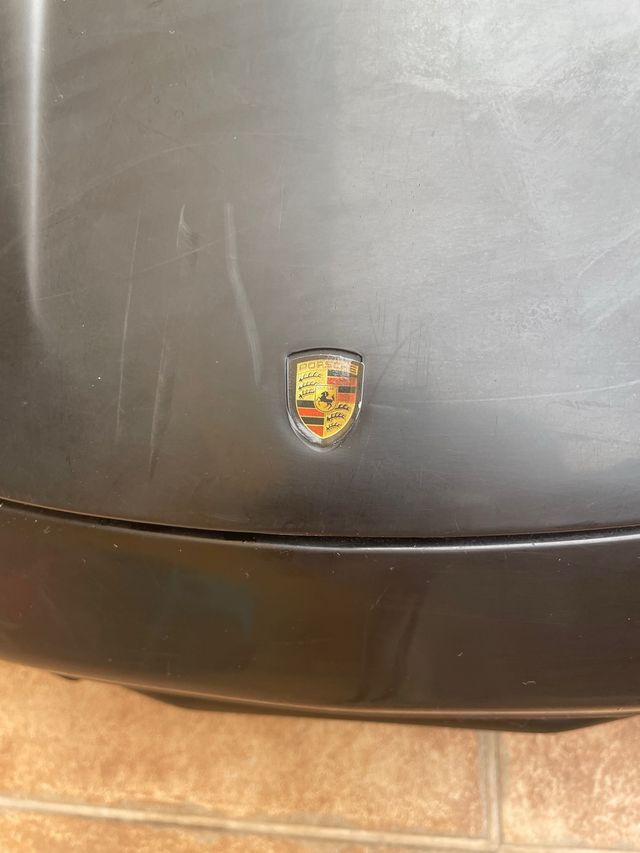 Coche eléctrico infantil negro