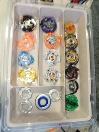 Pack Beyblade con Estadio