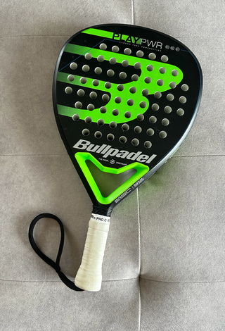 Pala de pádel Bullpadel