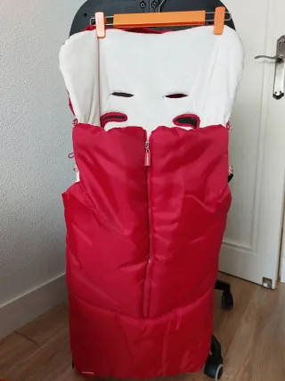 Saco para silla de bebé rojo