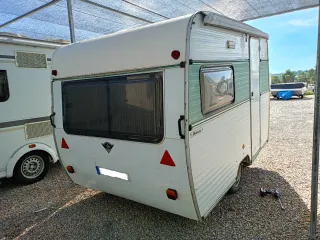 Caravana - 750 kg Hergo Bambi