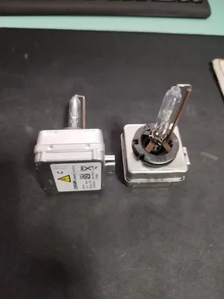 X2 Osram Xenarc D1S Xenón
