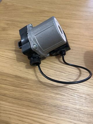 Bomba ROCA NYE43-15 P Ku 88W