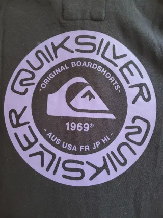 Sudadera Quiksilver original a estrenar. 