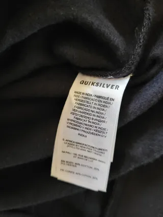Sudadera Quiksilver original a estrenar. 