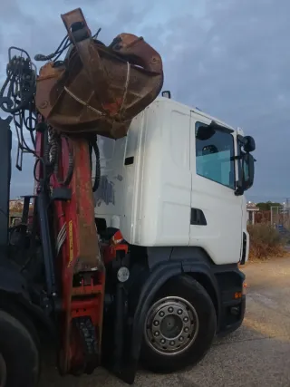 Camión grúa Scania R480