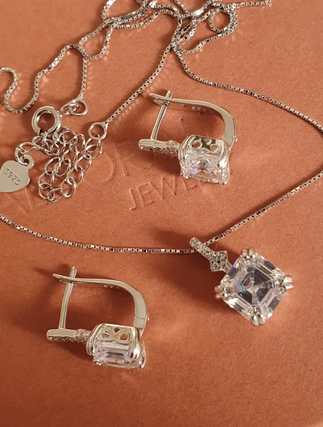 Conjunto PLATA Y CIRCONITAS.REGALO NAVIDAD.