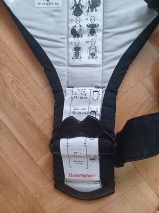 Mochila portabebés, funda y baberos BabyBjorn