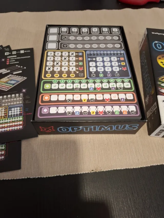 Juego de mesa Optimus