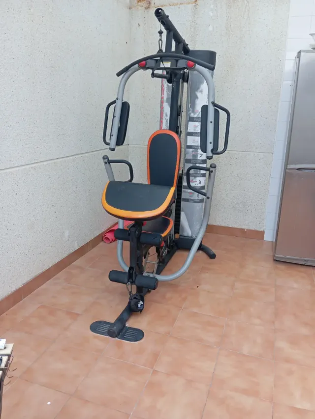 Máquina de gimnasio multiusos