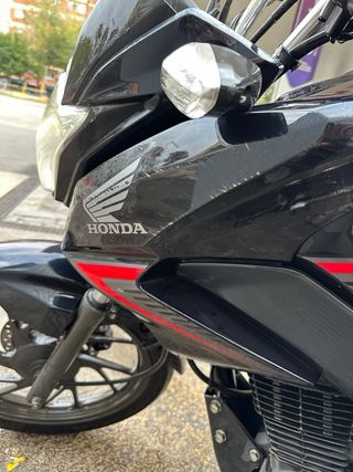 Honda CBF125 2015 30457 km  a recoger en BCN!!!