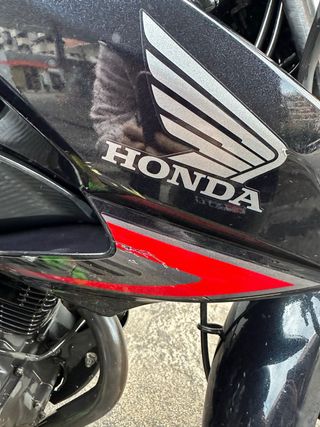 Honda CBF125 2015 30457 km  a recoger en BCN!!!