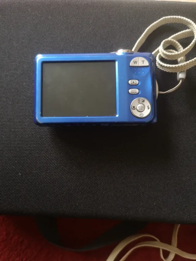 Cámara Fujifilm HD 14 Megapíxeles Azul