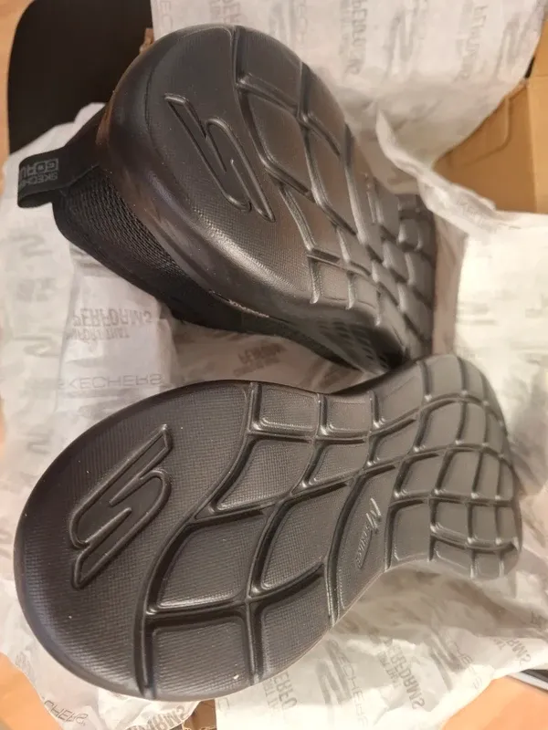 Skechers Go Run 40 - Nuevas y Ligeras