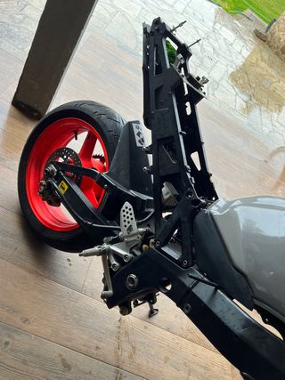 Depósito Suzuki GSXR 600 K5