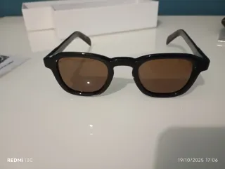Occhiali da sole Moncada Eyewear modello "Lucio".