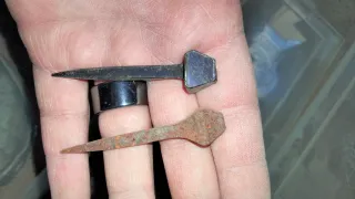 Clavos antiguos de herrar