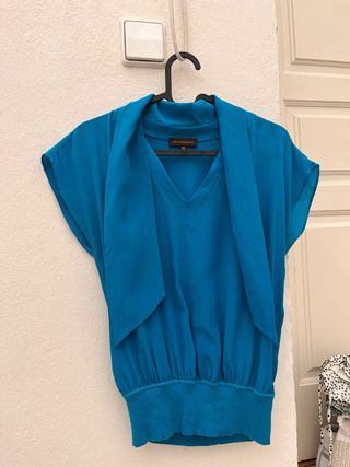 Blusa Adolfo Dominguez sin mangas azul T.S