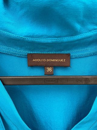 Blusa Adolfo Dominguez sin mangas azul T.S