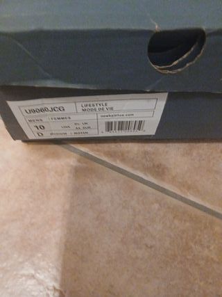 New Balance 9060 - Taglia 44