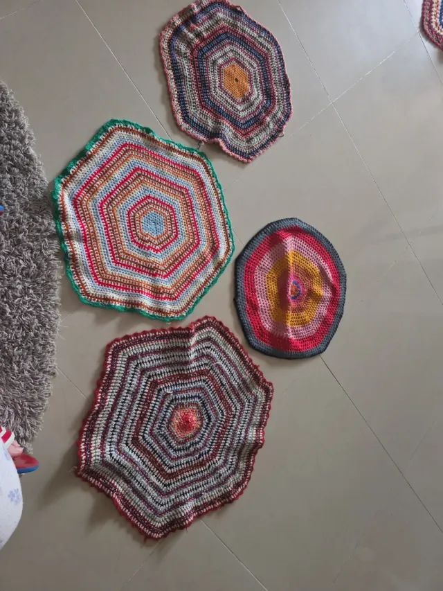 Tapetes antiguos tejidos a ganchillo