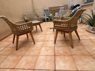 4 poltrone da esterno beige e legno