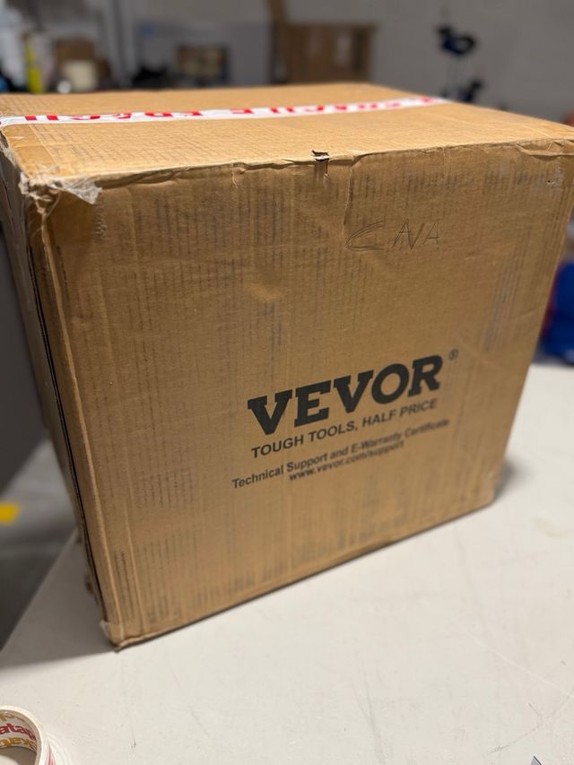 Caja Fuerte Negra con Llave y Combinación

