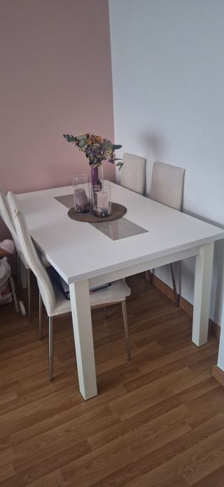 Mesa extensible moderna blanca