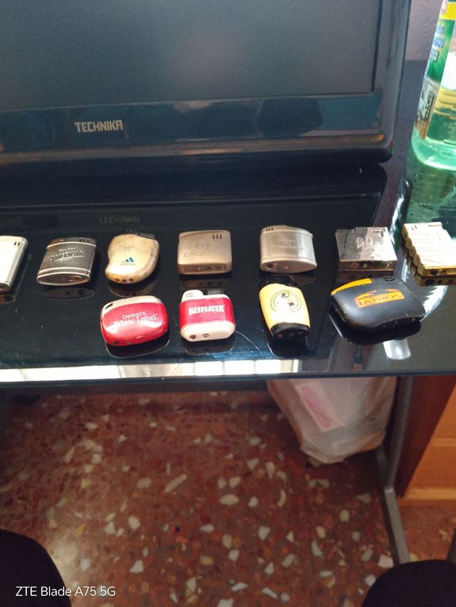 Lote de mecheros antiguos para coleccionistas