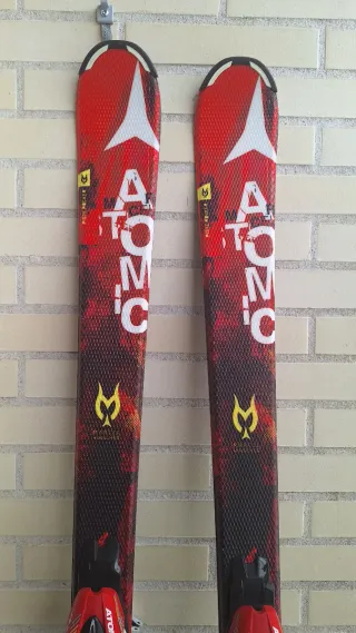 Esquís Atomic Redster 140 cm