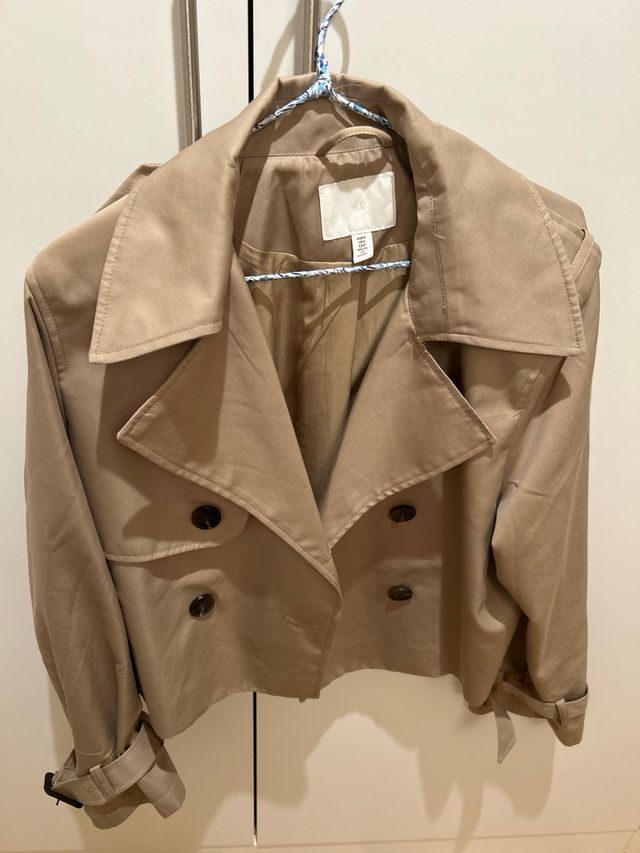 Gabardina corta H&M beige