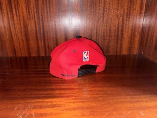 Pack Exclusivo Gorras NBA Retro + Obey de Regalo