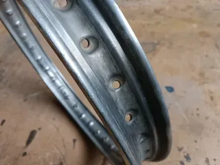 Llanta d'alumini 18"