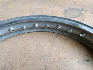 Llanta d'alumini 18"
