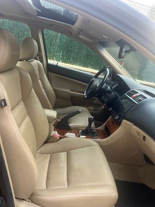Honda Accord 2.4 190cv executive