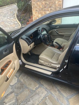 Honda Accord 2.4 190cv executive