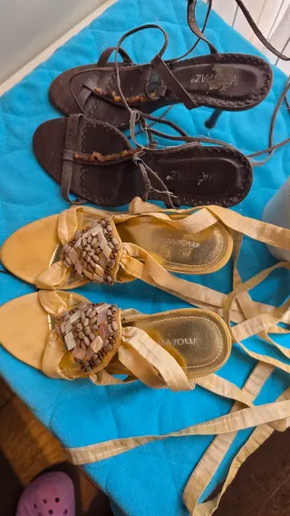 Lote 2 Sandalias Mary Paz Talla 37